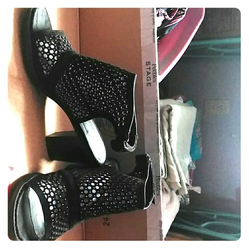Black Heels